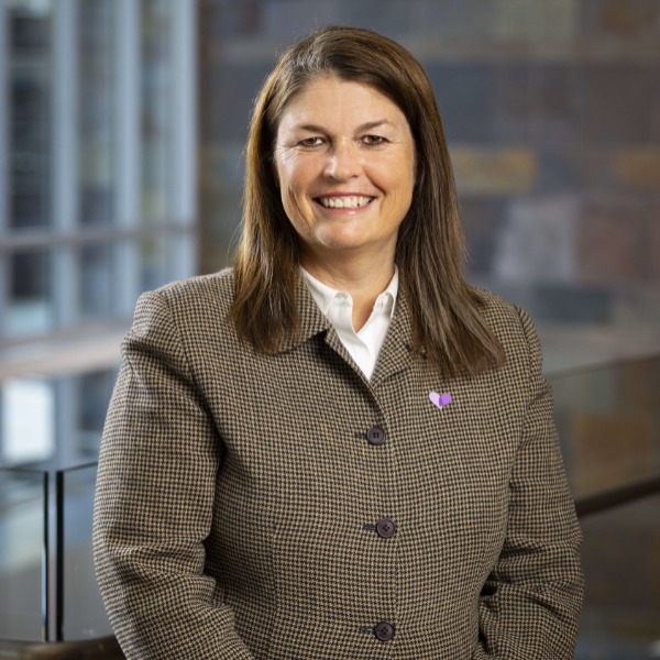 Photo of Ellen Miller